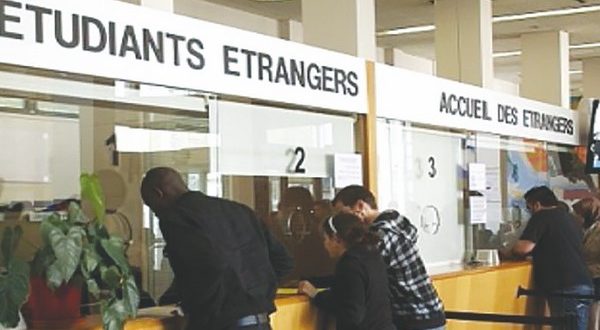 Hausse des frais d’inscription dans les universités pour les étrangers: Les étudiants algériens en France ne baissent pas les bras