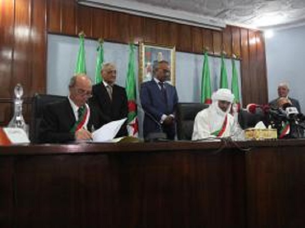 Nouveau modèle de consommation énergétique par les collectivités locales : signature de conventions entre le ministère de l’Energie et 33 communes dans 29 wilayas