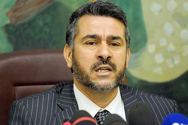 El Islah: Filali Ghouini ignore le Hirak et appelle au soutien des initiatives de Bouteflika