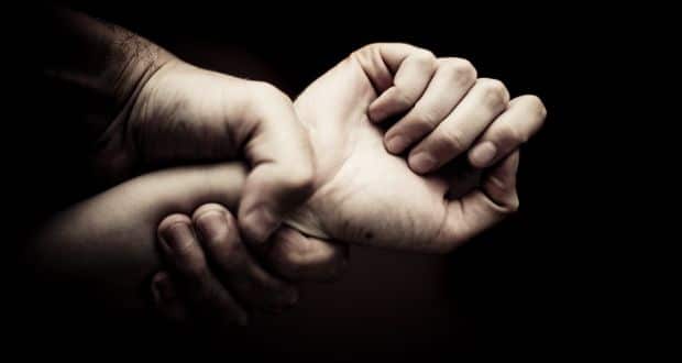 Violences faites aux femmes: 60% des meurtres sont commis au sein du domicile familial