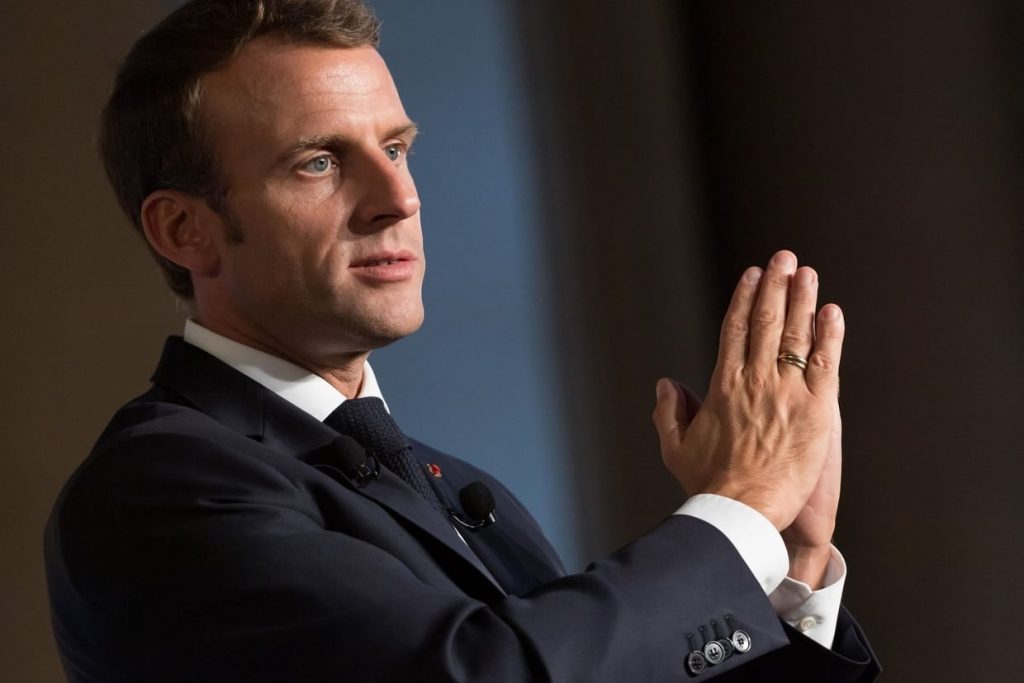 France : Macron cherche la paix sociale sans renoncer à ses réformes