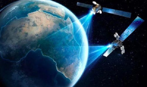 Après le tout fibre optique, l’Afrique revient vers les satellites pour assurer son accès universel à Internet