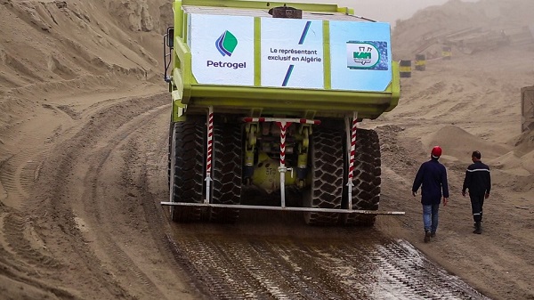 Partenariat algéro-canadien pour la production nationale : Petrogel  et Kam Biotechnology signent un accord à Alger