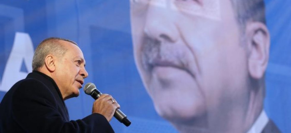 « Voyez un peu ce que font les policiers de ceux qui critiquaient nos policiers » : le président turc dénonce la « violence » de la France contre les « Gilets jaunes »