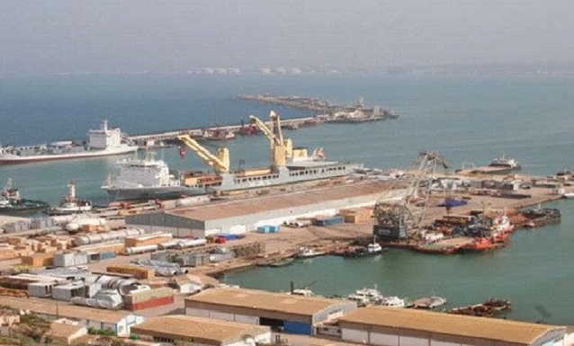 Port d&rsquo;Oran : premier chargement de rond à béton algérien destiné à l&rsquo;exportation