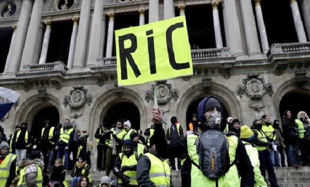 Le référendum d’initiative citoyenne, cheval de bataille des « gilets jaunes »