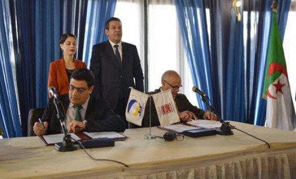 Une convention pour le paiement électronique des droits du registre de commerce