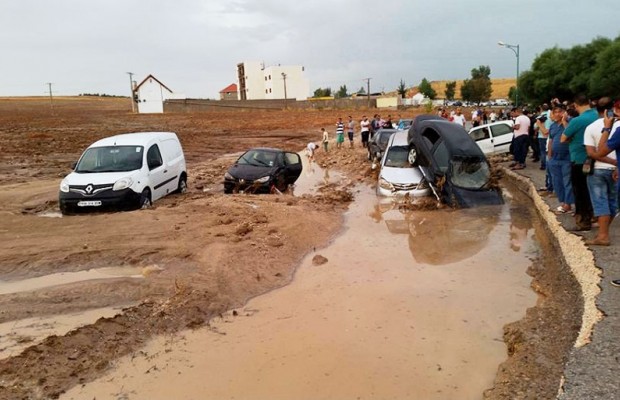 Intempéries: Crues et routes coupées à Médéa