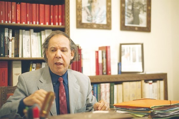 Aït Larbi: « le pouvoir renoue avec ses vieux réflexes en procédant à l’emprisonnement de dizaines de personnes »