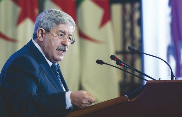 Ouyahia dépêche une commission interministérielle suite aux décès de Ayach