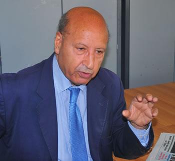 ALI GHANEM, RÉALISATEUR ALGÉRIEN, À L’EXPRESSION « Pourquoi faire des films qui ne sortent pas en salles? »