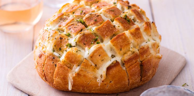 Recette: Pain hérisson à l&rsquo;ail et à la mozzarella