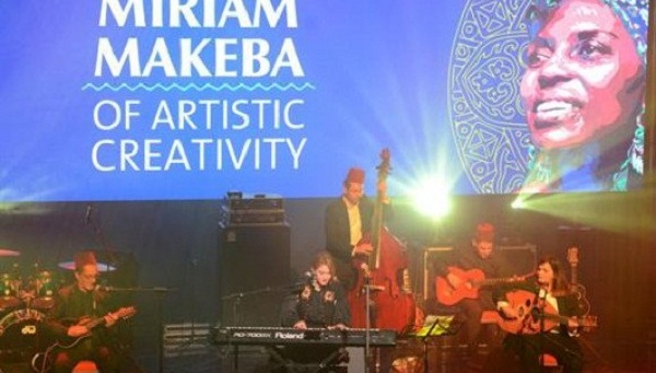 Alger: Le Prix Miriam Makeba décerné à la Fondation éponyme et au Fespaco