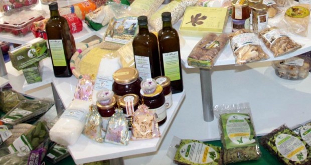 Bouira : Première foire des produits du terroir et agrumiculture à Lakhdaria