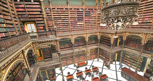 Brésil : Une bibliothèque «à la Harry Potter» enchante les visiteurs à Rio