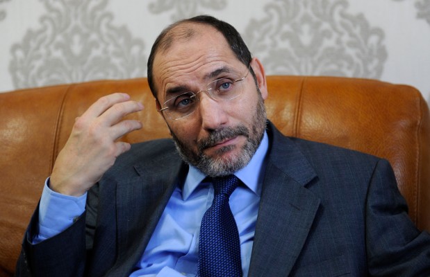 Makri persiste et signe : «Nous proposons de reporter la présidentielle d’une année»