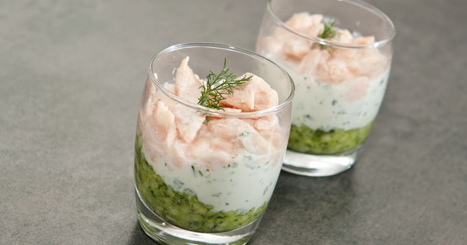 Verrine de concombre et saumon fumé