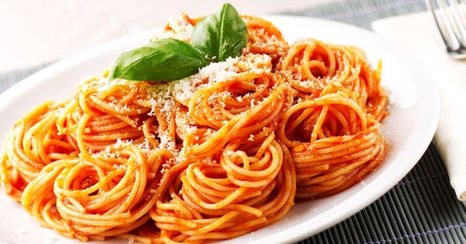Spaghetti à la sauce tomate facile