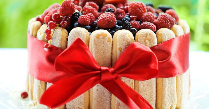 Charlotte aux fruits rouges et au fromage blanc