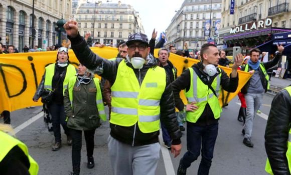 Acte 8 : les « gilets jaunes » veulent un nouveau départ de leur mobilisation