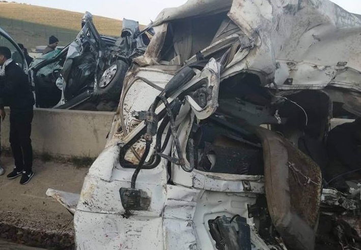 Grave accident de la circulation à Ain Defla: un premier bilan fait état de deux morts et cinq blessés dans un premier bilan