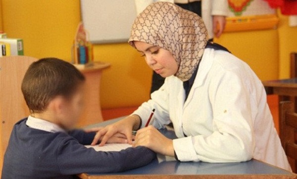 Insertion scolaire des enfants autistes : un plan d&rsquo;action national en préparation