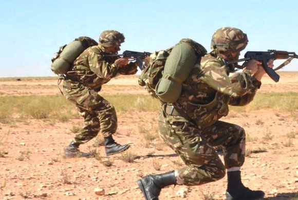 Un terroriste se rend aux autorités militaires à Tamanrasset (MDN)