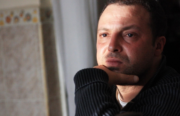 Il a réalisé «Le hublot», «Le passage à niveau» et «Le voyage de Keltoum» en attendant son prochain long métrage : Le cinéma de Anis Djaad