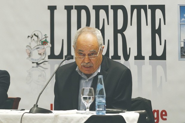 Il prédit des perspectives sombres à l’horizon 2021: Benbitour appelle à un front de sauvegarde de la patrie