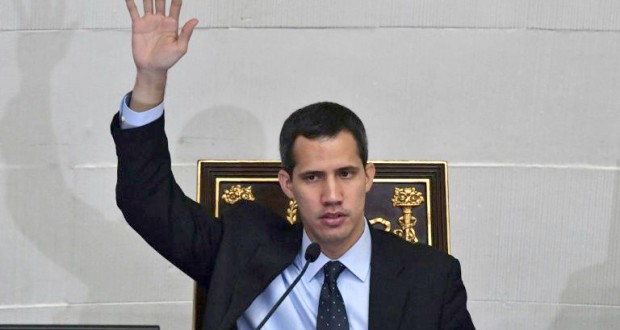 Venezuela : Guaido, président autoproclamé, interdit de quitter le pays