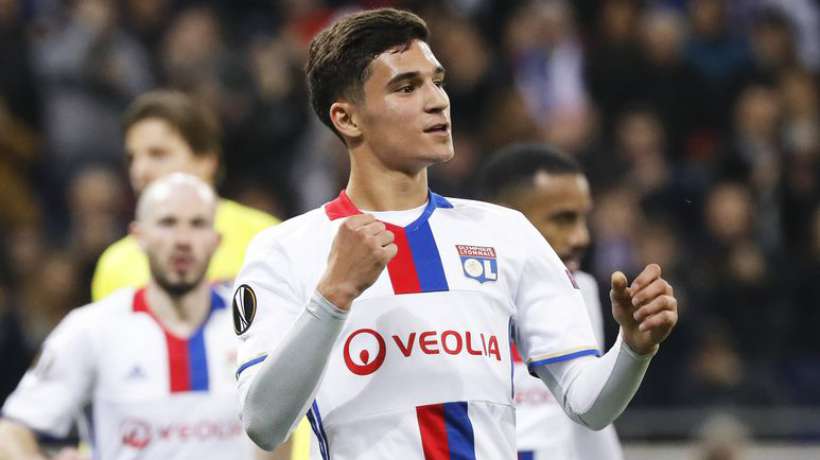 Il a rencontré Zetchi et Belmadi à Paris: Houssam Aouar indécis