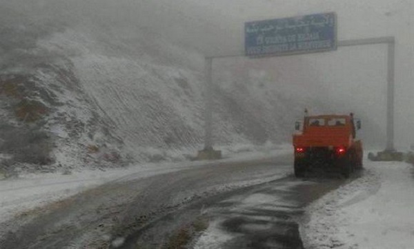 Intempéries: plusieurs routes nationales et de wilaya coupées à la circulation dans 14 wilayas