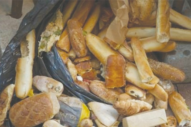 La quantité a été collectée par NETCOM et extranet en 2018 : 200 tonnes de pain dans les poubelles d’Alger