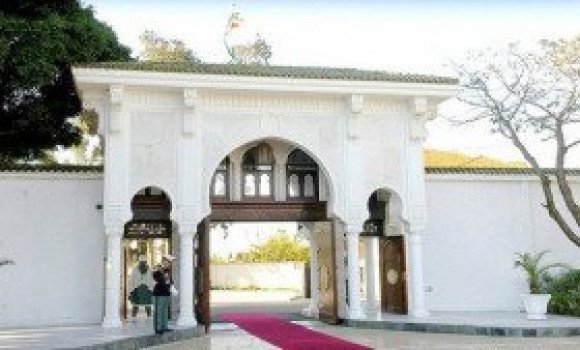 Election présidentielle: le président Bouteflika convoque le corps électoral pour le 18 avril 2019