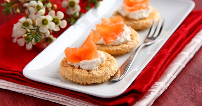 Toasts au saumon et fromage frais