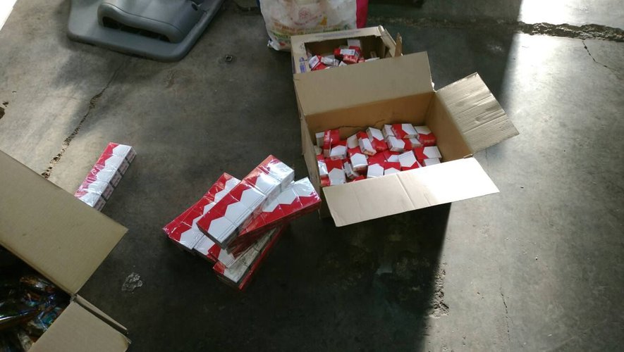 France /Nîmes : interception de 1 245 paquets de cigarettes en provenance d’Algérie.