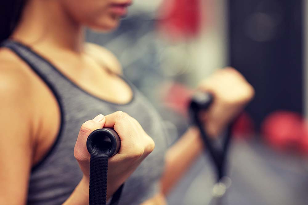 Bon à savoir: 5 habitudes quotidiennes qui causent le relâchement de la poitrine