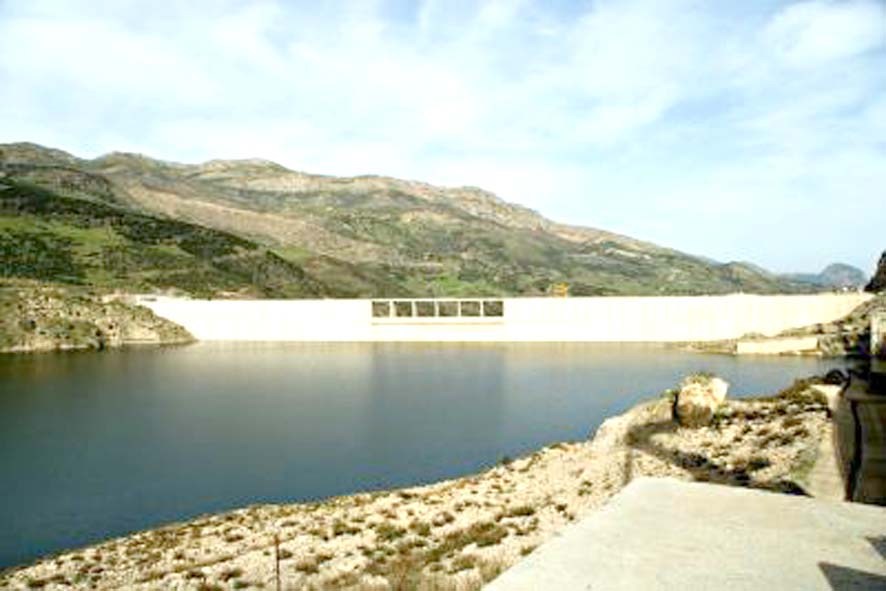 Malgré un taux de remplissage appréciable : Les barrages n’assurent que le tiers des besoins en eau du pays