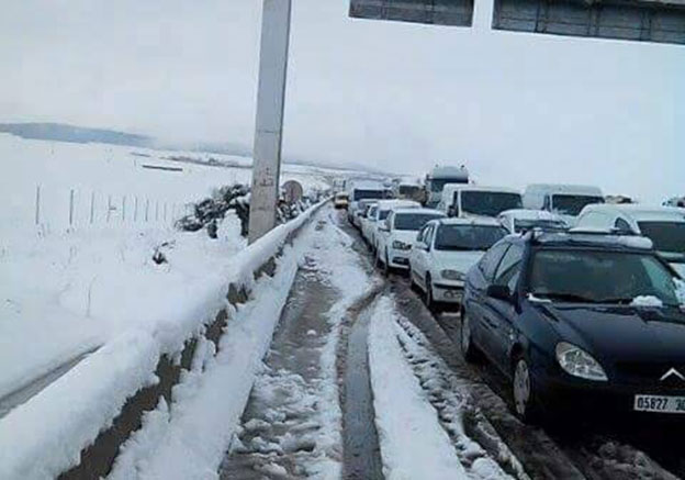 Neige: routes coupées dans plusieurs wilayas du pays