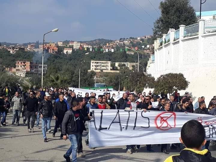Des manifestations contre le 5e mandat dans plusieurs wilayas (vidéos)