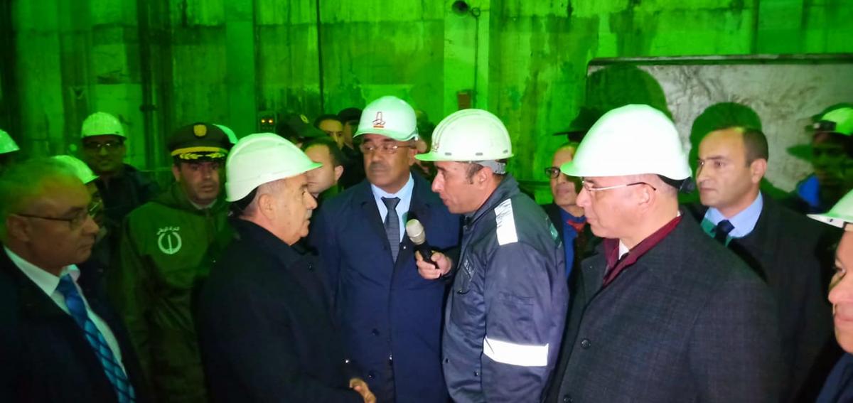 Bedoui sur le site du complexe fermé pour cause d&rsquo;inondation: « El Hadjar est un fleuron de notre industrie »