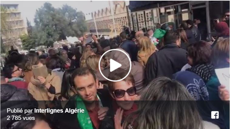 Vidéo: rassemblement des journalistes de l’ENTV pour dénoncer la couverture médiatique des manifestations contre le 5e mandat