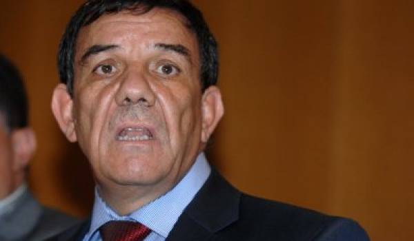 Le FNA pour une période de transition et soutient la continuité sous la conduite du Président Bouteflika (Touati)