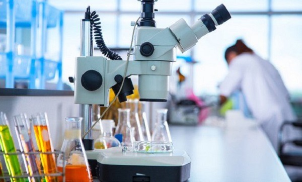 Deux traitements prometteurs contre le virus Ebola