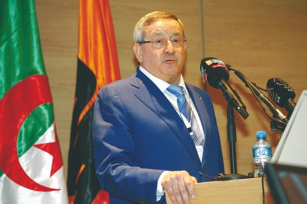 Ould Kaddour prononce son discours d’adieux: « je pense que nous avons accompli pas mal de choses »