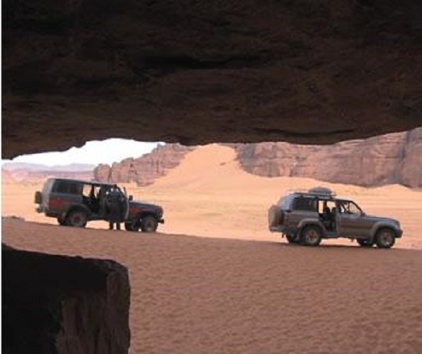 De grosses voitures libyennes montées sur des châssis algériens: « Talbasse » – le nouveau trafic aux frontières