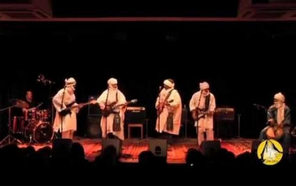 Le groupe « Tikoubaouine » séduit le public de l’Opéra d’Alger