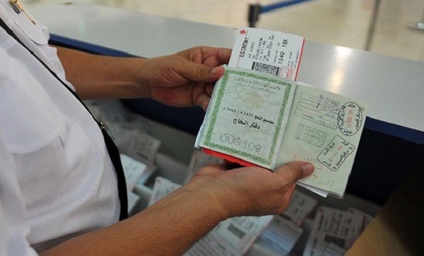 Le Président Bouteflika affecte 2.000 carnets de hadj supplémentaires aux plus de 70 ans