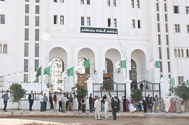 L’affaire des anciens commissaires accuses d’atteinte a la sécurité de l’Etat : Le procès des anciens cadres de la police s’ouvre à Mostaganem