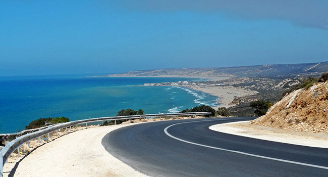 Mostaganem/ promotion du tourisme local: Un guide de 300 pages, édité par la direction du tourisme